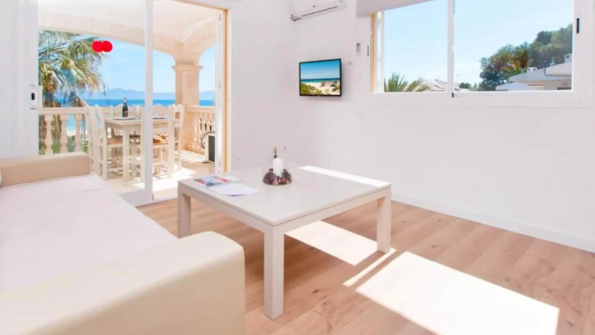 Apartment In Alcudia With Terrace